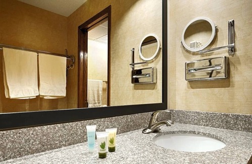 St. Charles Hotel | Days Inn by Wyndham St. Charles IL