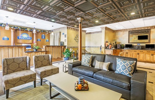 Fort Lauderdale Hotel | Days Inn by Wyndham Fort Lauderdale-Oakland Park Airport N