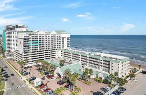 Ortona Park Wohnung | Daytona Resort-1-NA-Oceanfront with walkout balcony