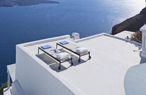 Imerovigli Villa | Dazzling Santorini Villa | 3 Bedrooms | Villa Orpheus | Private Terrace with Stunning Caldera Views & Jacuzzi Plunge Pool | Imerovigli
