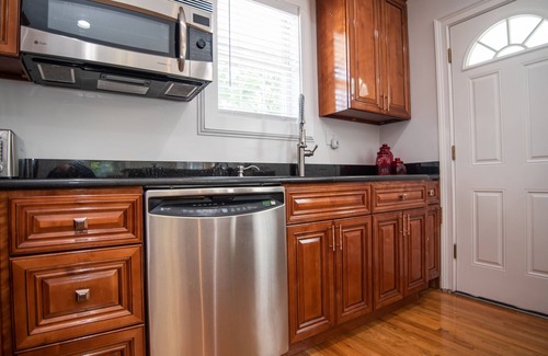 Brightwood Haus | DC Luxury 7BR Sleeps 16+