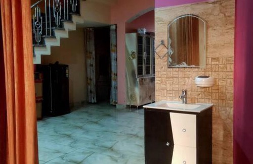 Dehradun Wohnung | DDN-3BHK King Size Villa Near Airport Dehradoon