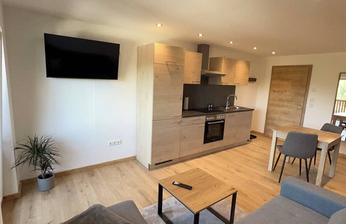 Neukirchen Beim Heiligen Blut Wohnung | Dachgeschoss Ferienwohnung für 2 Personen