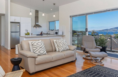 Lindisfarne Haus | Wow Aussicht über Fluss, Stadt und Berge!