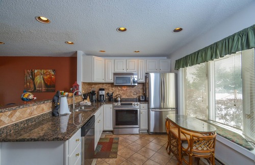 McHenry Haus | Spektakuläres Stadthaus mit 2 Schlafzimmern in fußläufiger Entfernung zum Wisp Resort.