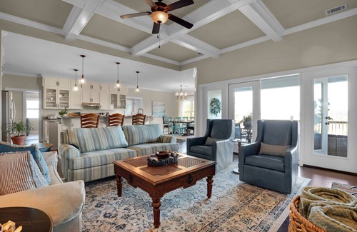 Midway Haus | Deep water/Marsh View, Sleeps 10