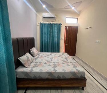 Tapovan Haus | Deepak Homestay