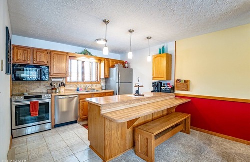 Davis Haus | Deerfield Village 010