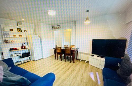 Mount Roskill Haus | Delight at Golf