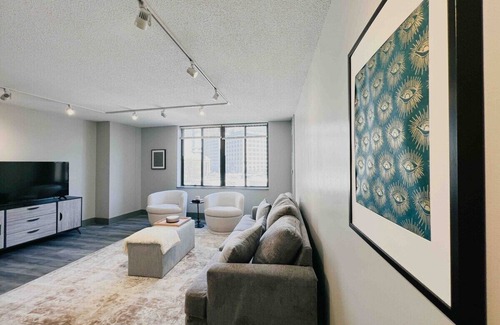 Downtown Hartford Wohnung | Delightful 1BR Condo| Bushnell Park |XL Center