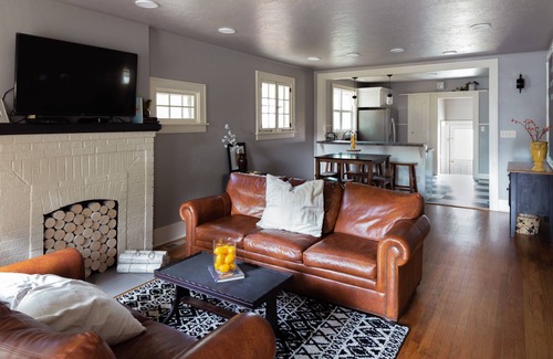 Cody Haus | Herrliches DOWNTOWN CODY Handwerker-Art-Haus !!