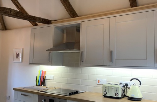 West Knighton Hütte | Delightful thatched cottage in beautiful sleepy Dorset village and countryside