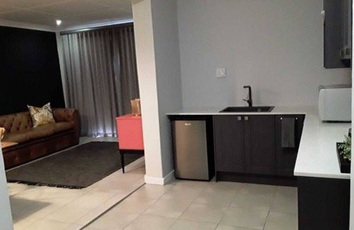 Kareeberg Haus | Dellville Country House