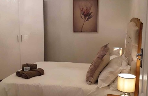 Kareeberg Haus | Dellville Country House