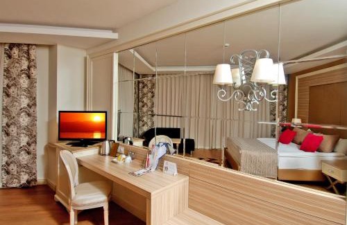 Okurcalar Resort | Delphin Deluxe Resort