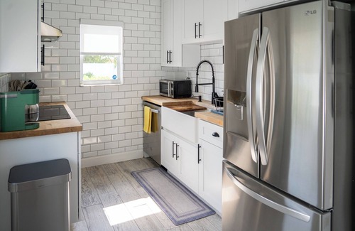 Osceola Park Haus | Delray Sunshine Cottage with Pool and Beach Pass in Fabulous Location!