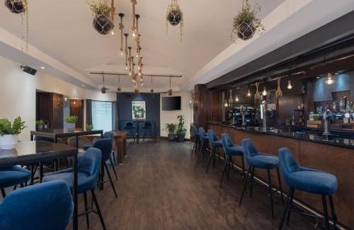 Swindon Hotel | Delta Hotels by Marriott Swindon