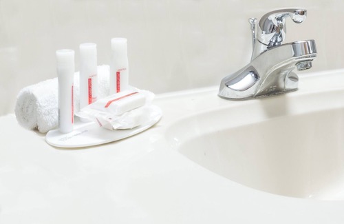 Willows Hotel | Deluxe Inn Willows