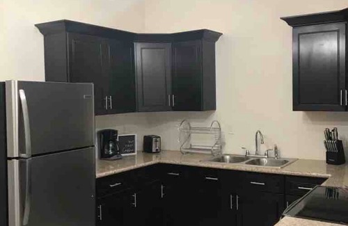 Bahama Reef Haus | Delva’s Place-Gated 3 bedroom - Pet Friendly