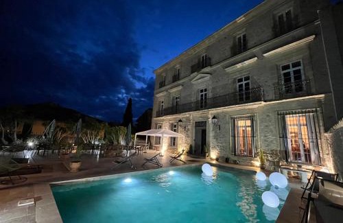 Neffies Haus | Demeure Sainte Clotilde, événementiel et chambres d'hôtes à Neffies