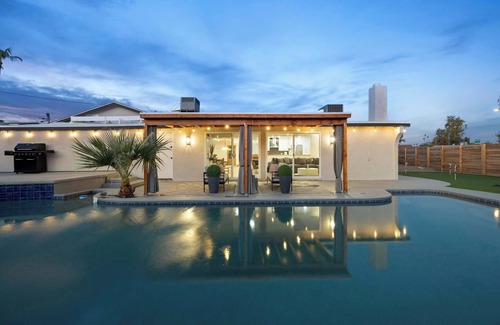 Pointe Scottsdale Haus | Desert Dreaming: Luxe Retreat w/ Pool & Hot Tub!