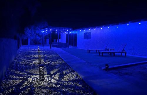 Twentynine Palms Villa | Desert Villa - EV, Hot Tub, Grill, Bar, Games, RV Parking in Twentynine Palms Downtown