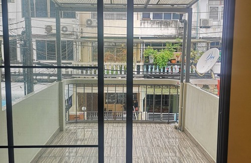 Phra Khanong Nuea Haus | Designer House, 10 Minuten zu Fuß zum BTS Ekkamai