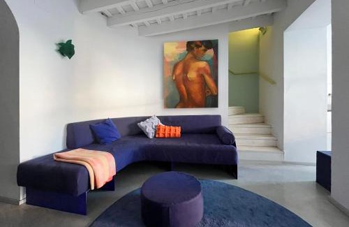 Carrion De Los Cespedes Wohnung | Design & art, patio with orange tree, near Seville