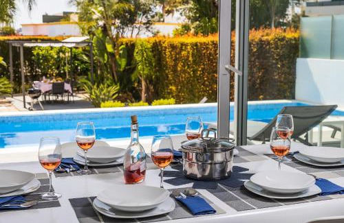 Correeira Haus | Design Villa Pascoal