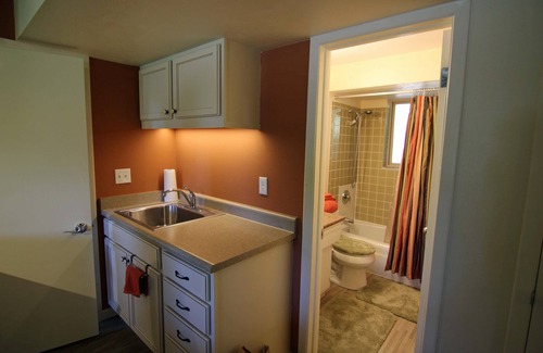 Table Mesa Wohnung | Designer Cosy Retreat für zwei, dramatisch und geräumig, privat und sauber