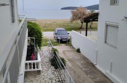 Nea Peramos Wohnung | Despina's Residence