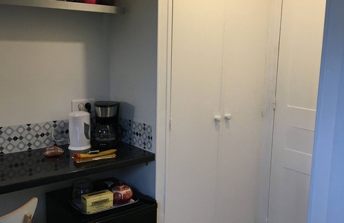 Beaute Baltard Wohnung | Unabhängiges Dachzimmer in einem sicheren Gebäude
