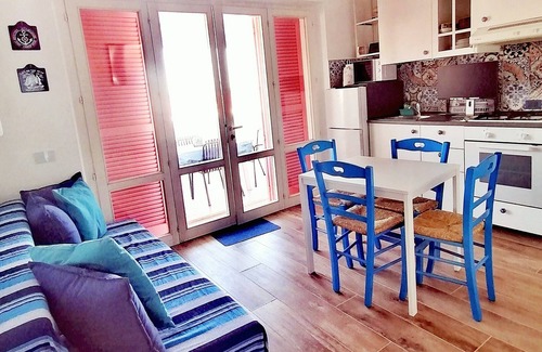 Villaggio Taunus Haus | Detached house with sea view ideal for family unit: GRAL del Conero