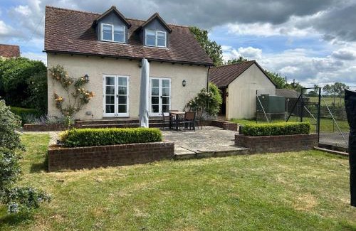 Stevenage Haus | Detached Lodge at Holmes Farm