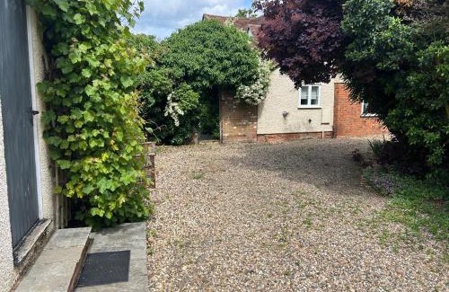Stevenage Haus | Detached Lodge at Holmes Farm