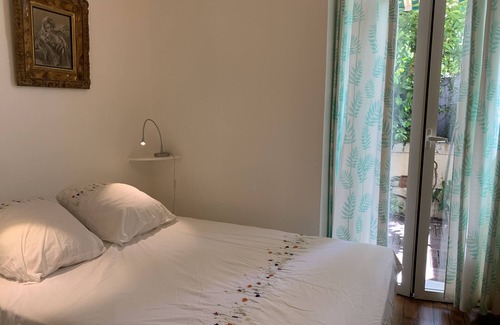 Les Fleurs Wohnung | Deux Pièces Meublées Centre de Monaco , en Rez-de-chaussée de Jardin