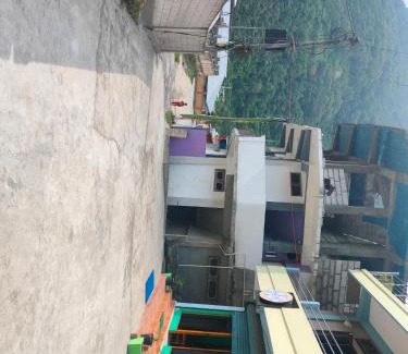 Bomdila Wohnung | Dewachen Homestay and restaurant