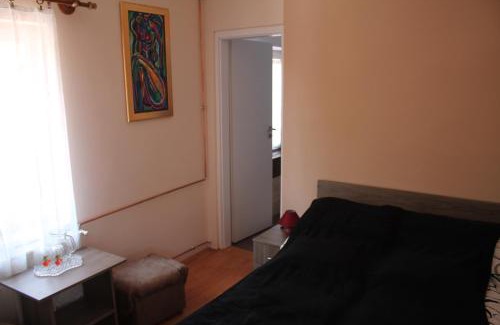 Bukkszek Haus | Diófa Vendégház