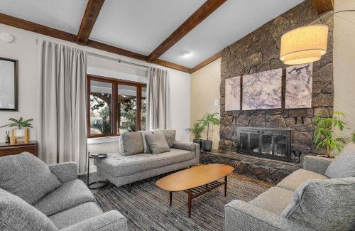 Mountain View District Haus | Diablo