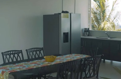 Palma Quemada Wohnung | Diamonds in the Mtn 3 full, Stocked Suites with Ocean Jungle & Mountains