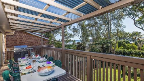 Tanilba Bay Haus | Diggers Drive No11