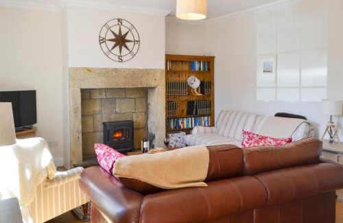 Shilbottle Haus | Dinmont Cottage