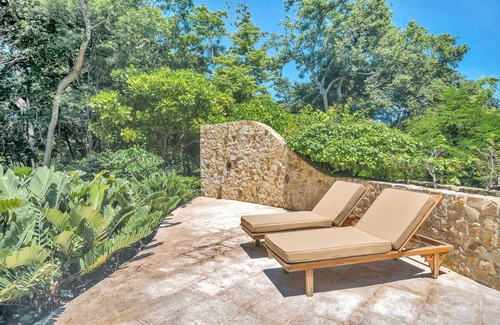 Papagayo Peninsula Haus | Direct Beach access | Reviews in description | Expansive Ocean Views | Ultra Private