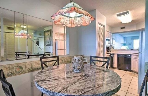 Seawinds Condo Eigentumswohnung | Direct oceanfront Ormond Beach condo with private balcony, heated pool and garage