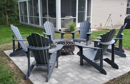 Miami Park Haus | Breezy Beach - Lake Michigan Access , private hot tub!