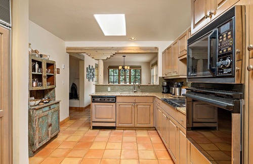 Quail Run Haus | Discover Santa Fe's Gem: Unwind at Quail Run 717 - Sleeps 4 Comfortably