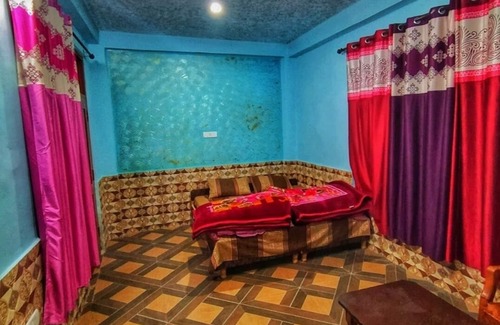 Manikaran Bed & Breakfast | DIVINE CONNECTION GUEST HOUSE KASOL- PET FRIENDLY