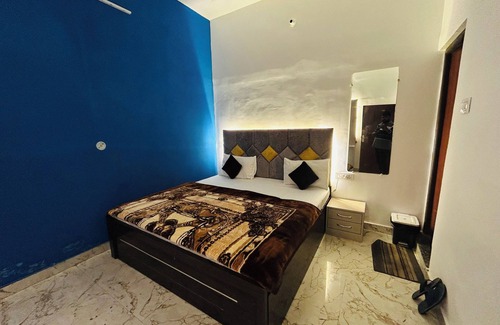 Ayodhya Haus | Divya Darshan Stay