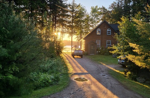 Penobscot Haus | Dock Holiday! Family fun on Toddy Pond!