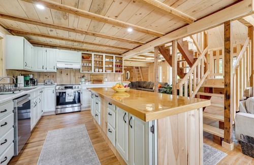 Winthrop Haus | Dock + Kayaks: Annabessacook Lake Retreat!